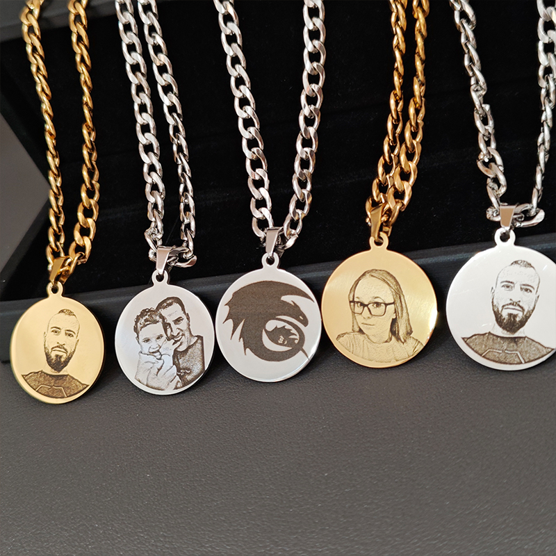 Customized Family Photo Pendan - Photographic Memory avis et prix